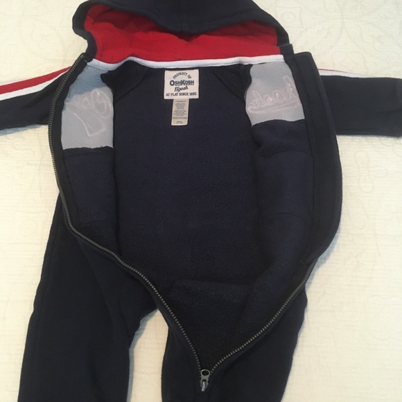 6m (3/$20) Sweatsuit Romper by OshKosh - Picture 5 of 7